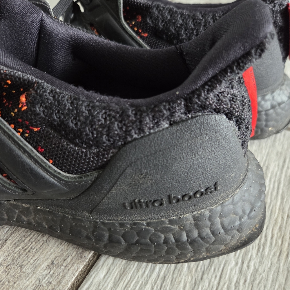 Adidas Ultraboost‎ 4.0 Game of Thrones Targaryen Dragons Shoes Men’s 8.5 Orange - Picture 7 of 14